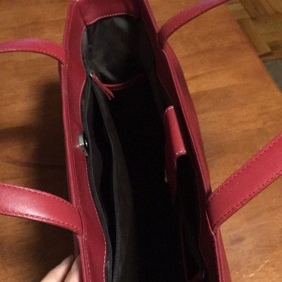 Large red tote bag - Picture 4 of 5